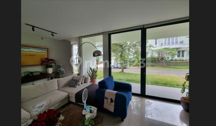 Dijual Rumah Hoek Vermont Parkland BSD dekat Danau Clubhouse