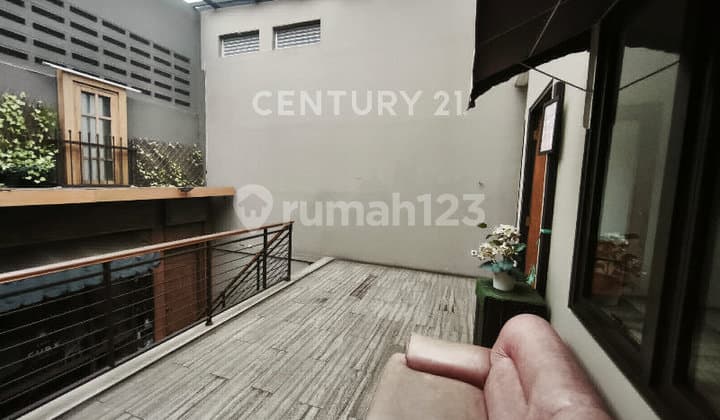 Ruang Usaha Lantai 2 Saja di Cibeunying Bandung