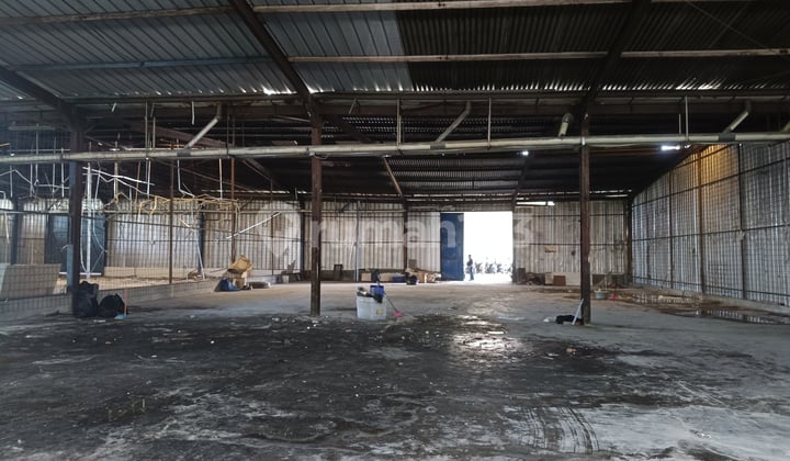 Moh Toha Warehouse, Joint Warehouse Area, Max Fuso Access
