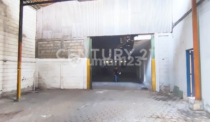 Gudang Siap Pakai Di Mainroad Kopo, 1 Kilometer Ke Tol Kopo