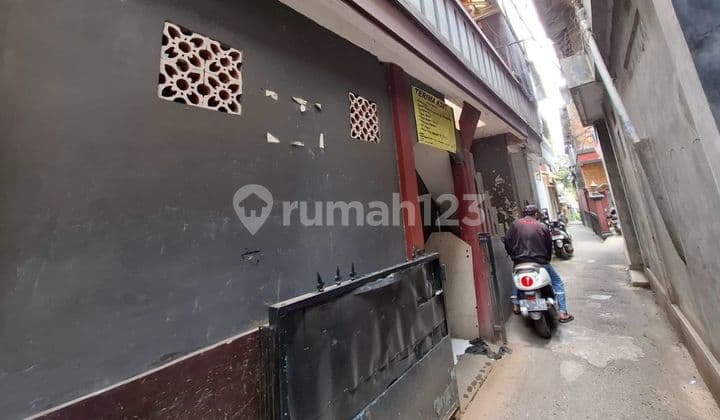 Affordable Boarding House for Sale: 3.5 Floors, 21 Rooms, Ragunan, South Jakarta