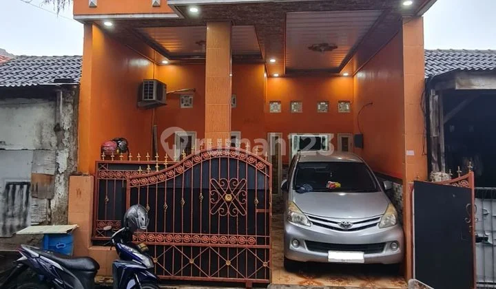 Rumah Dijual 2 LT. Vila Indah Permai, 7 Menit Stasiun Bekasi