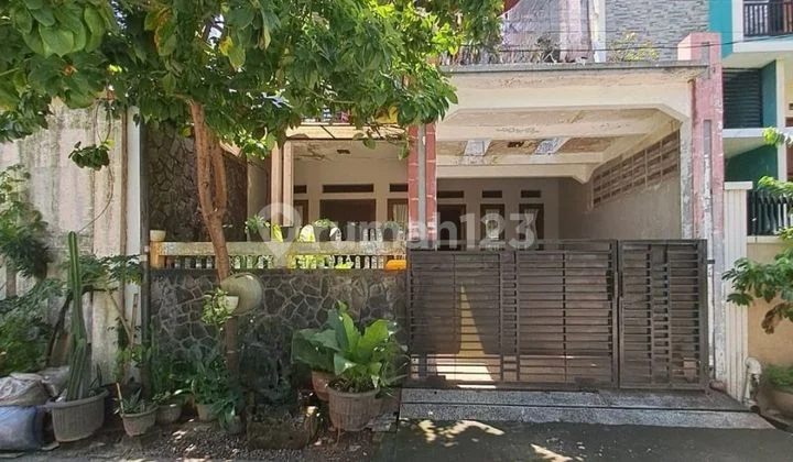 Rumah Dijual 2 Lantai Billy Moon, Pondok Kelapa, Jakarta Timur