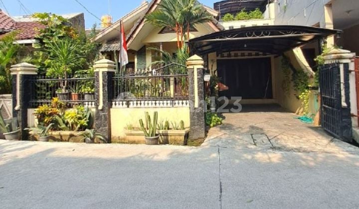 Rumah dijual Murah Luas 2 Lt. Galaxy Bekasi 10 Menit Tol Becakayu
