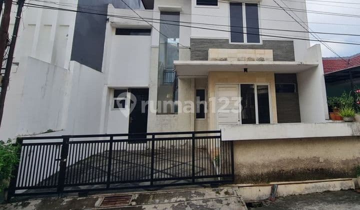 Rumah Dijual Murah Luas Grand Galaxy Bekasi Dekat ke Tol Becakayu