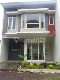 Rumah Dijual Murah 2Lt. Cipayung, Jakarta Timur Dekat Lab School