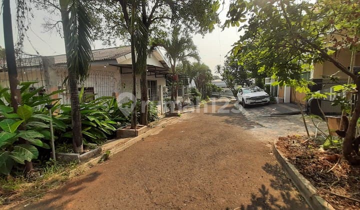 Rumah Lama Dalam Kompleks Perminyakan Duren Tiga Hitung Tanah
