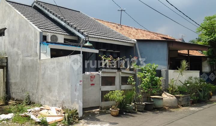 House in Complex Near SMA 28 Pasar Minggu for Rent