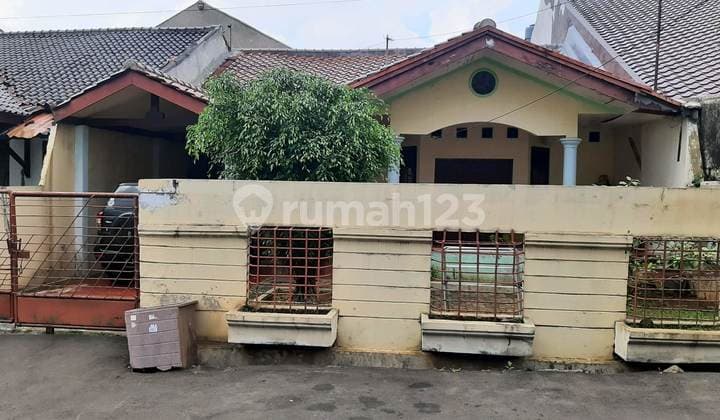 Rumah Hitung Tanah Kompleks Dekat Sta Krl Dan Toll Pasar Minggu
