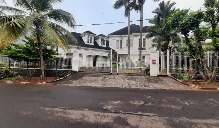 Rumah Type Amarican Classic Dalam Kompleks Aman Nyaman Di Cibubur