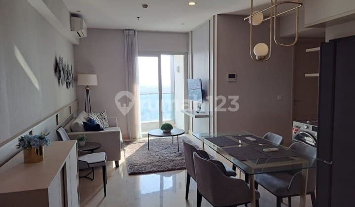 Rent One Icon 2 BR Connected Room to Tunjungan Plaza, Tegalsari, Central Surabaya