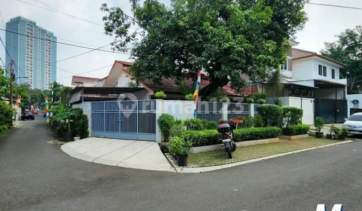 Well-Maintained House Ready to Occupied Kebayoran Baru South Jakarta