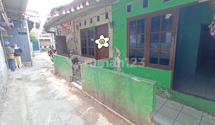 Rumah Kontrakan Jatiwaringin 4 Pintu Full Terisi Penuh