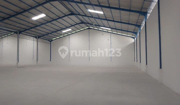 New Baru Gress Sewa Gudang Loading Dock Kletek Sidoarjo The Edge