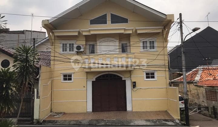 DIJUAL RUMAH BISA (Untuk Kos, Rumah,Kantor) HARGA DIBAWAH PASARAN DI TEBET JAKARTA SELATAN