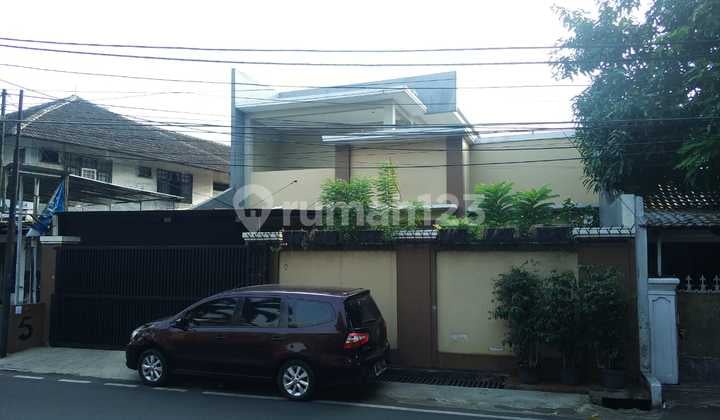 DI JUAL CEPAT RUMAH TINGGAL LOKASI STRATEGIS DI TANAH KUSIR KEBAYORAN LAMA JAKARTA SELATAN