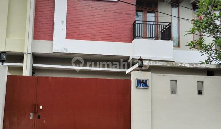 For Rent: House in a Strategic Location, Semi-Furnished with Swimming Pool Facilities in Kemang Selatan, South Jakarta