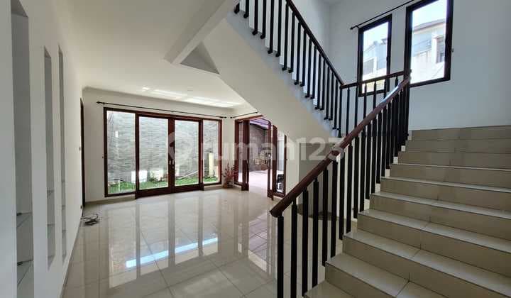 Rumah Setraduta Bangunan Minimalis, Cluster Kuldesak