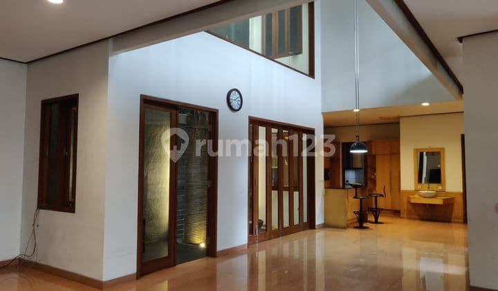Rumah Full Furnished Lux Setraduta
