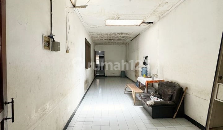Two-Story Mainroad House Mekarwangi