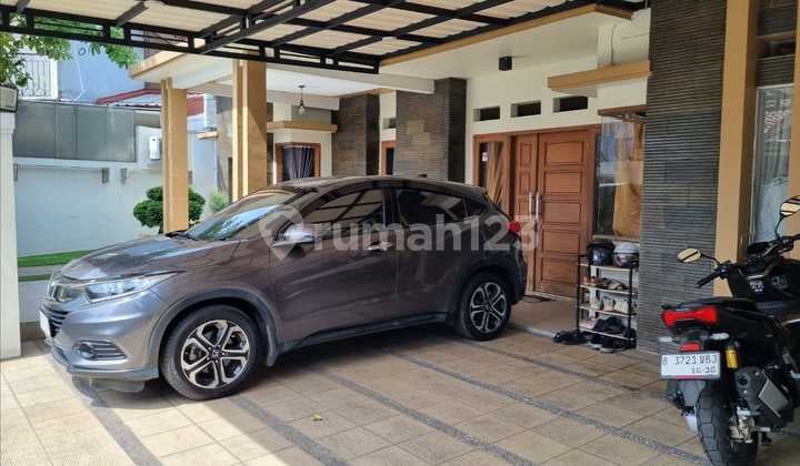 Dijual Rumah Siap Huni Berlokasi Strategis di Duta Bintaro