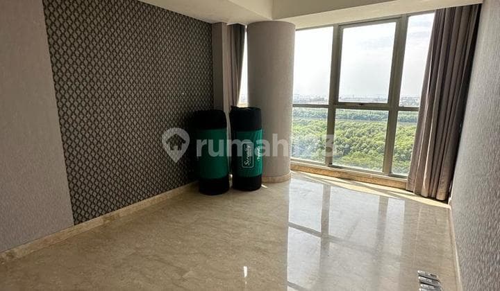 For Rent: Goldcoast PIK Apartment, 3 BR Standard, Dev Area 113M2, Beautiful View of Pool and Sea