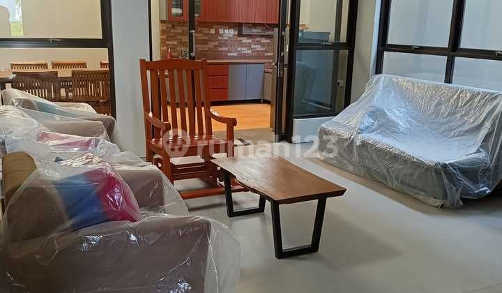 For Rent House With Club House One Gate System Jimbaran
