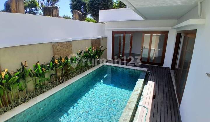 Villa Modern Dikawasan Premium Jimbaran Bali