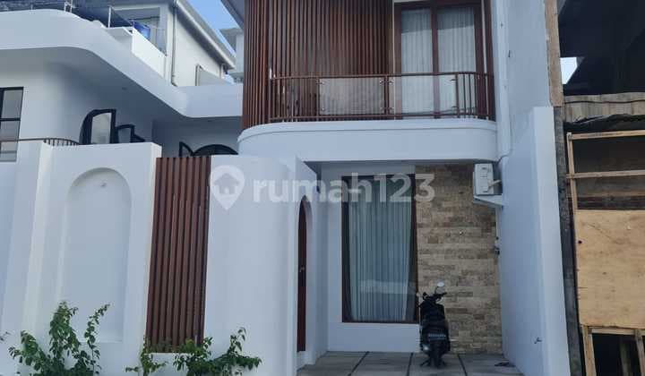 Fully Furnished Villa Strategic Location in Nusa Dua Bali