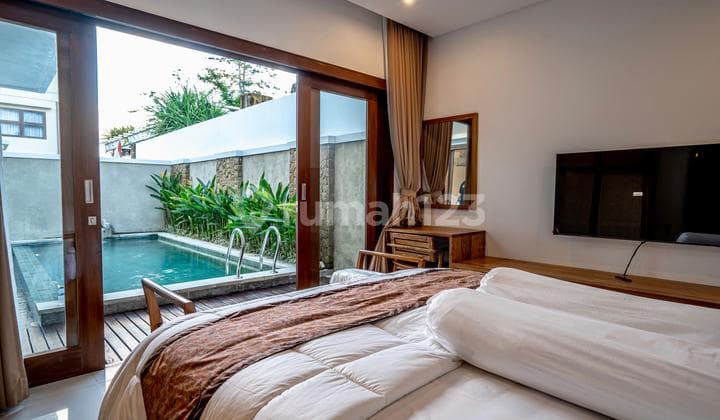 Villa Semi Furnished Lokasi Best Premium Dekat Pantai di Pecatu