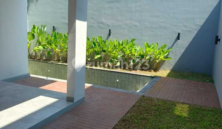 FOR RENT VILLA NEW 3BR FURNISHED SANGAT STARTEGIS DI JIMBARAN