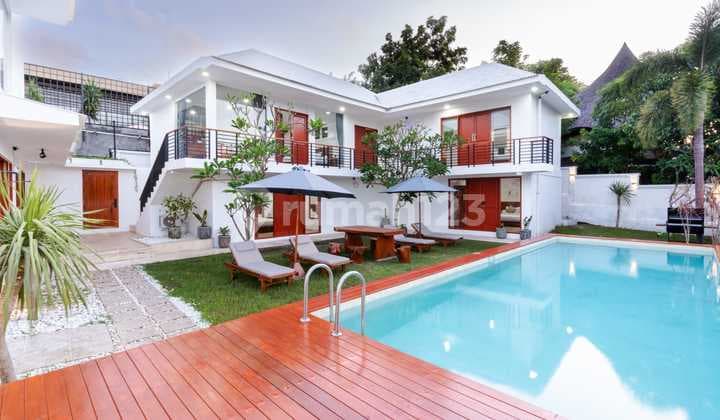 VILLA READY 6 BR MEWAH Hanya 2 menit KE PANTAI BINGIN, PECATU