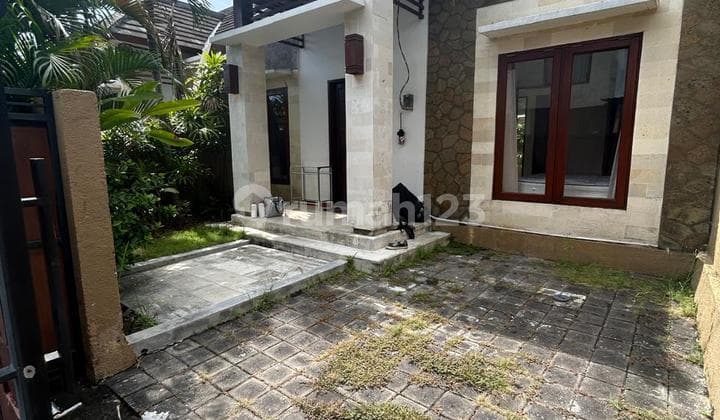 RUMAH SIAP HUNI MINIMAL DALAM CLUSTER NUSA DUA FURNISH
