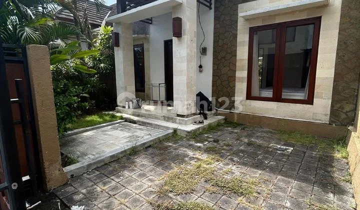 RUMAH SIAP HUNI MINIMAL DALAM CLUSTER NUSA DUA FURNISH