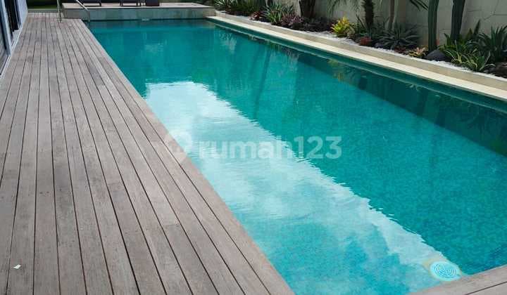 FOR SALE VILLA BEST PREMIUM FURNISHED LOKASI DI KEROBOKAN BALI