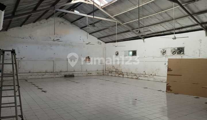 Premium Warehouse for Business Directly on Kerobokan Main Road