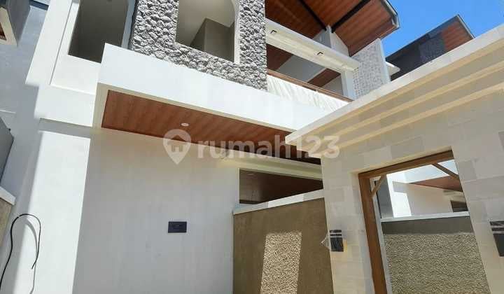 PREMIUM VILLA 3BR ONE GATE CLUSTER MODERN TROPIS DI PECATU BALI