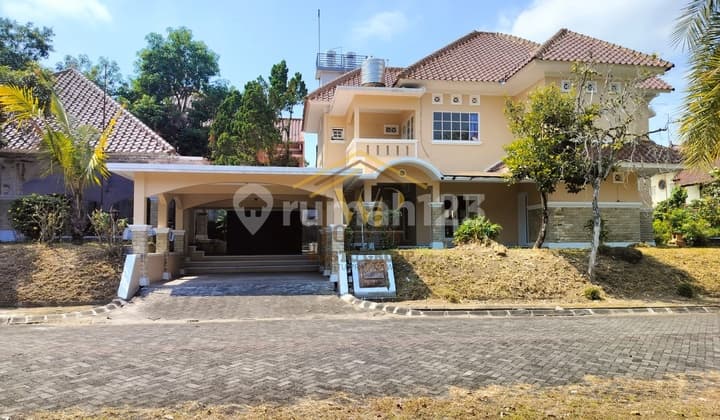Rumah 2 Lantai Tanah Luas di Ngaglik, 843M2 Cocok Buat Villa