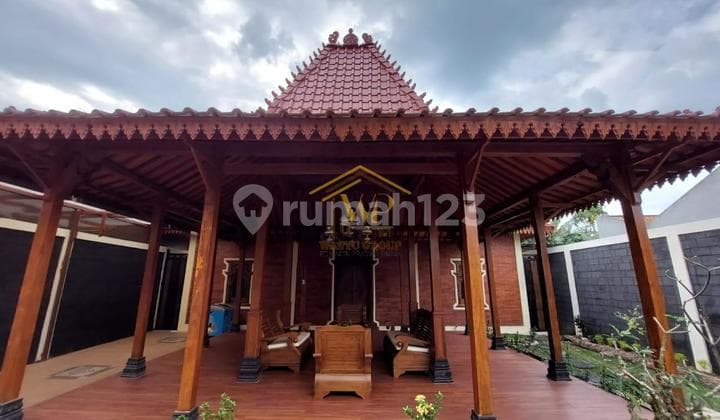 Joglo Mewah Premium di Utara Ringroad Jogja, Private Pool!