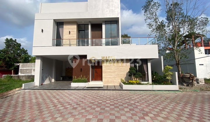 Rumah 2 Lantai Terbaik, Fully Furnish Dekat Nyia Kulon Progo