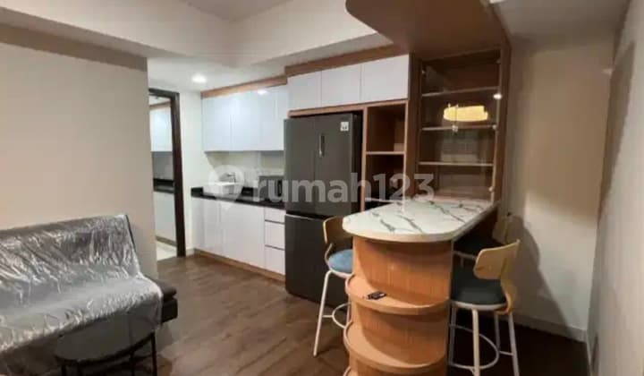 Cheap Royal Kensington Apartment