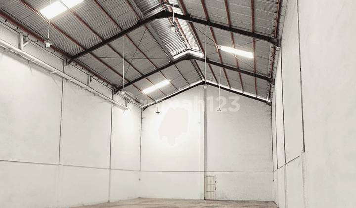 Gudang Bagus dan Terawat di Warehouse 2