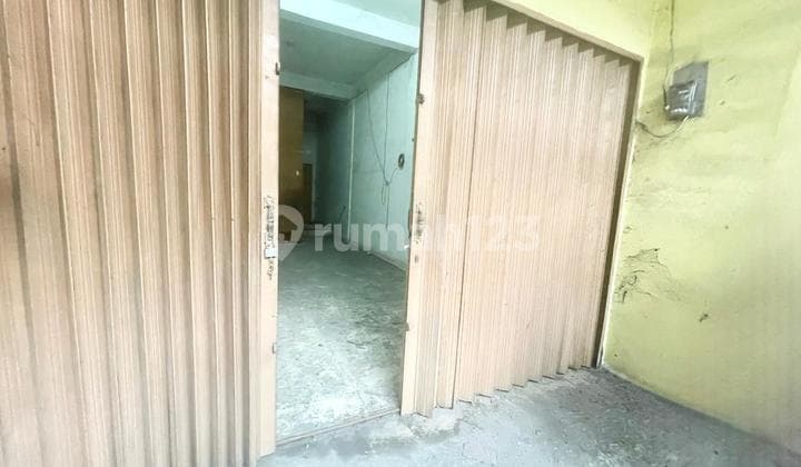 Rumah 2.5 Tingkat Dekat Pajak Tradisional