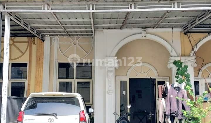 Rumah Dalam Komplek Medan Johor Jalan Luku I
