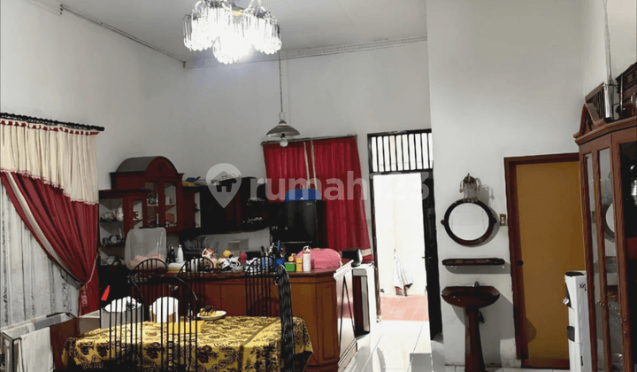 Villa Luas Dalam Komplek Wartawan Jalan Sidorukun