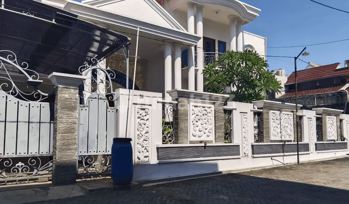 Dijual Rumah Mewah Bulusan Tembalang Dekat Undip Fasilitas Pool