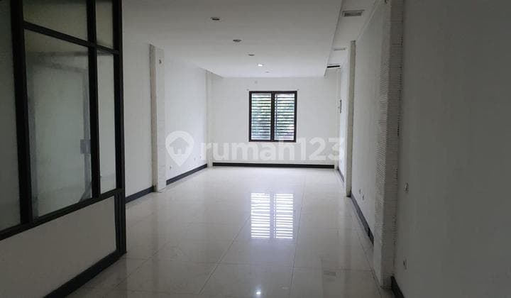 Sewa Ruko 0 Jalan Siap Pakai di Arief Rahman Hakim, Klampis