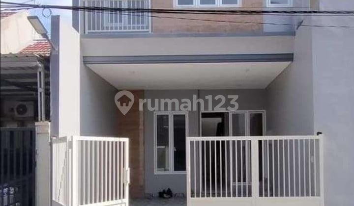 New 2-Storey House in Pondok Candra, Sidoarjo