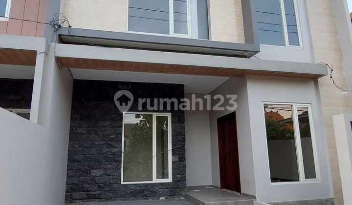 Rumah Baru Di Rungkut, One Gate Dekat Raya Merr