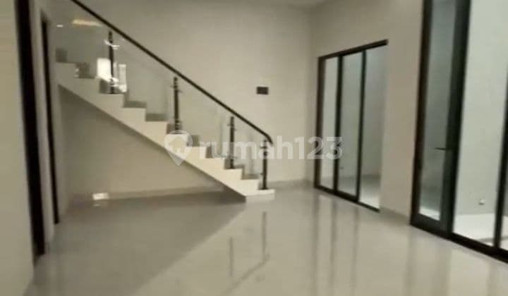 Dijual Rumah Modern Dian Istana Surabaya Barat Dkt Pakuwon Mall